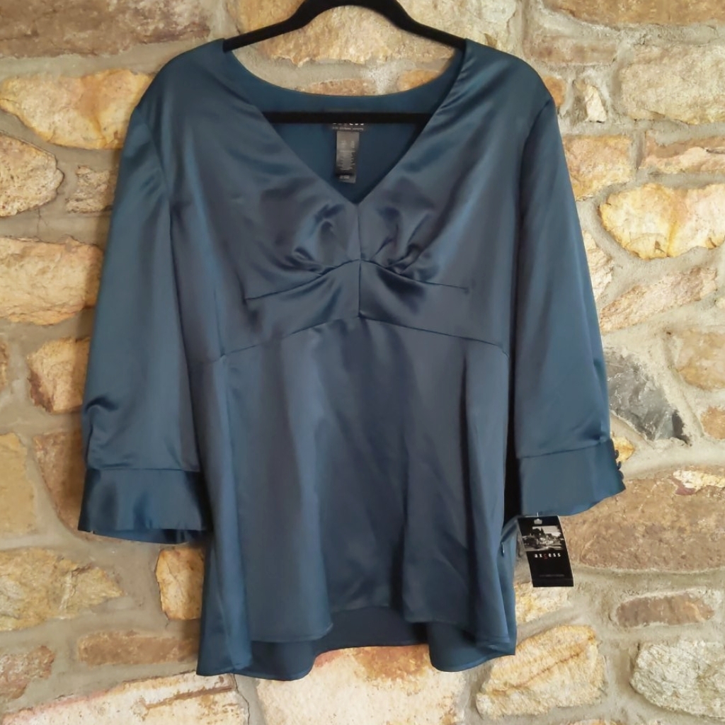 Axcess Teal Stretch Blouse